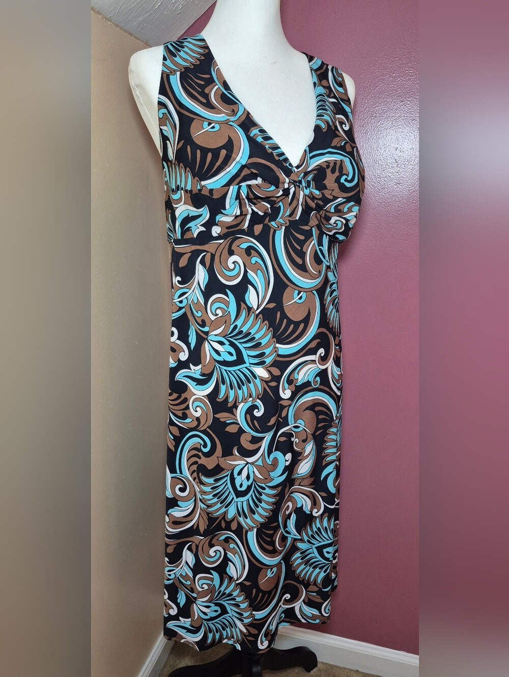 Kim Rogers V-neck Dress -‎ Size 20W